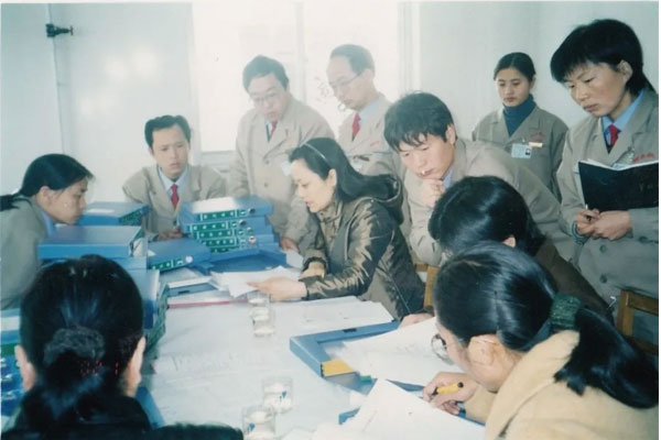 2002�겻����Ե�����β������֤