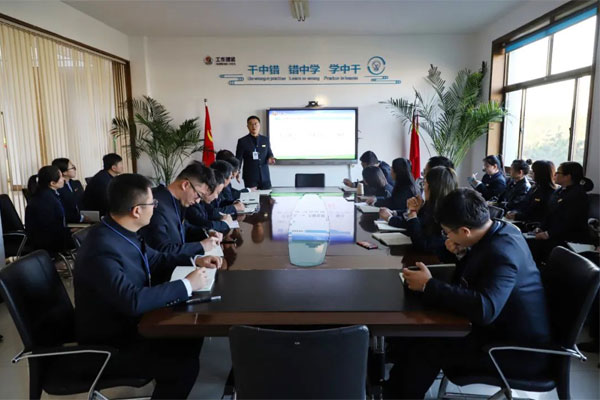 不朽情缘每次活动实现后立即组织“差距会” 不朽情缘每次活动实现后立即组织“差距会”