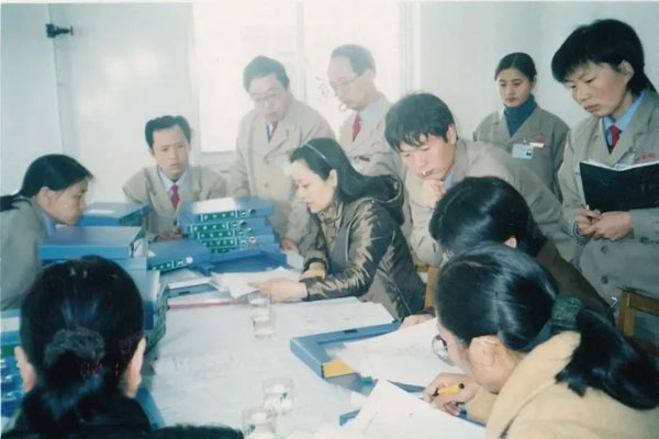 2002�겻����Ե�����β������֤